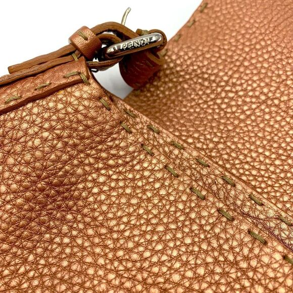 Auth Fendi Selleria Metallic Rose Grained Leather Mamma Baguette Shoulder Bag - Picture 8 of 17